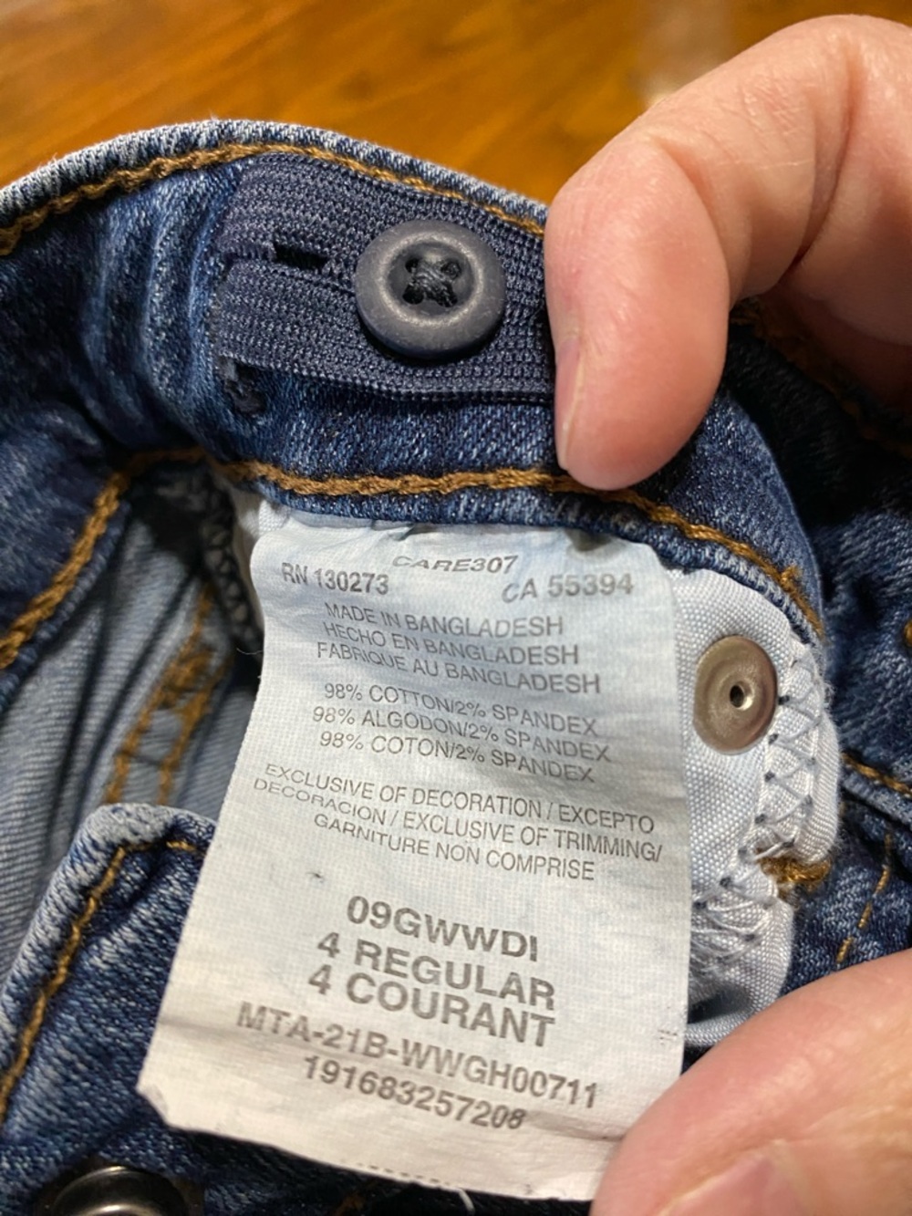 Wrangler girls Jeans Set in Light Blue and Dark Blue 4t - Picture 8 of 11